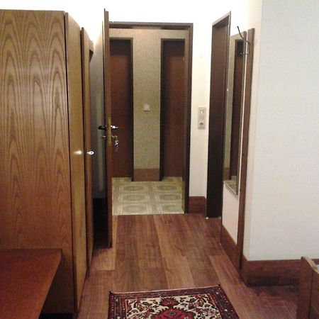 S&L Hotel Нойс Екстер'єр фото